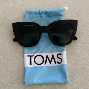 Toms Black Sunglasses